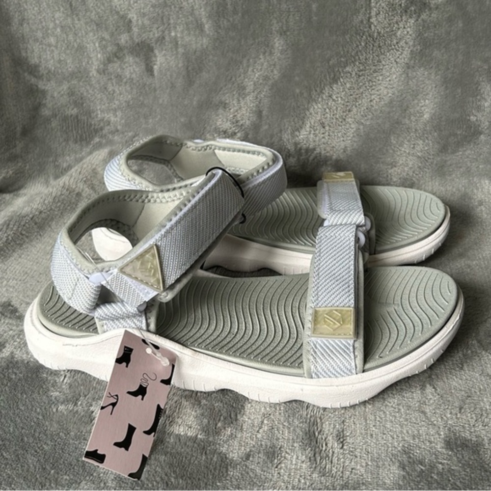 Strappy Sandals Womens Size 6 White Grey Adjustable Straps Open Toe Shoes